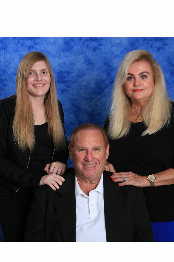 Blue Team Real Estate logo