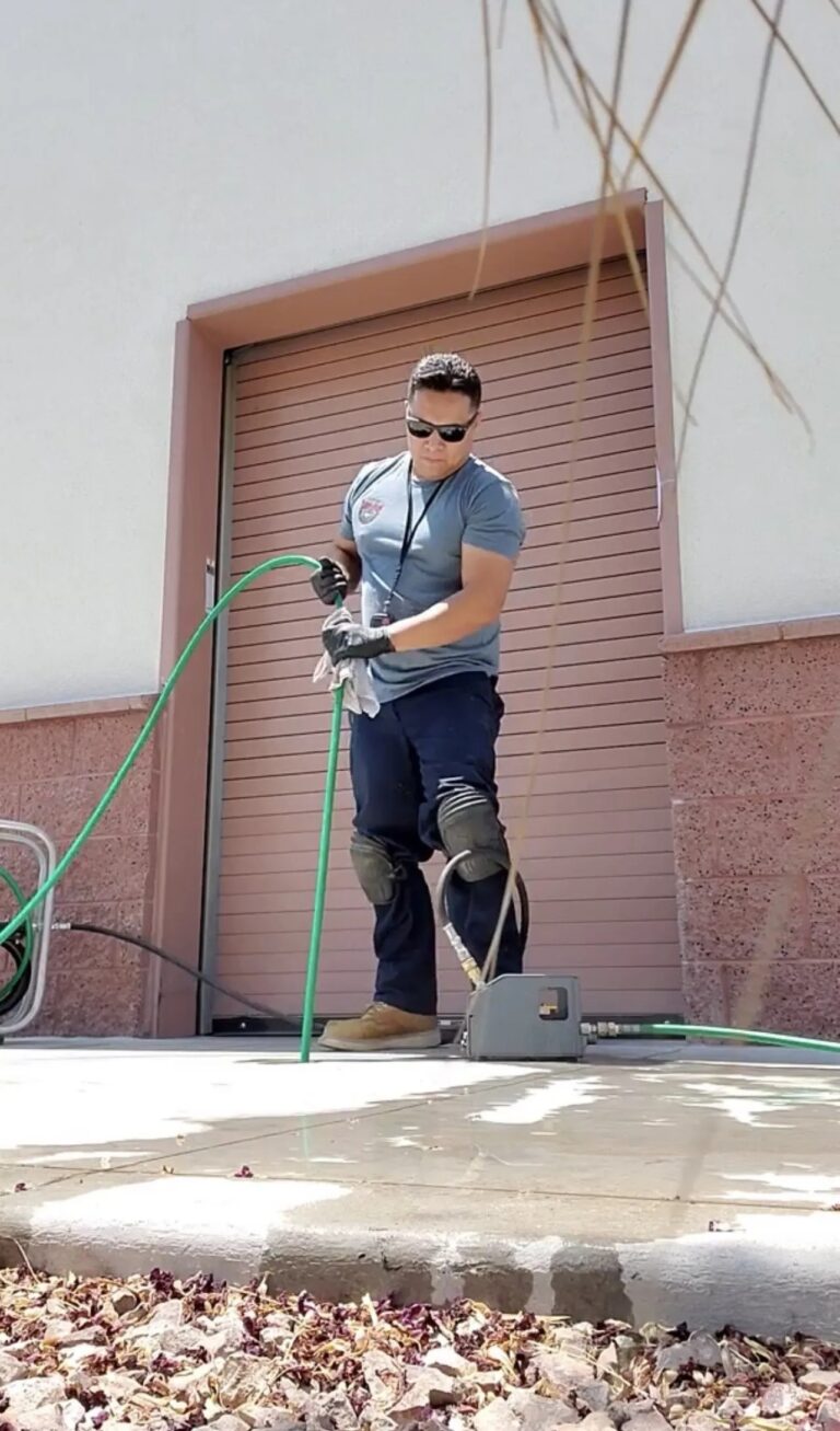 11252898 original 1920w 768x1307